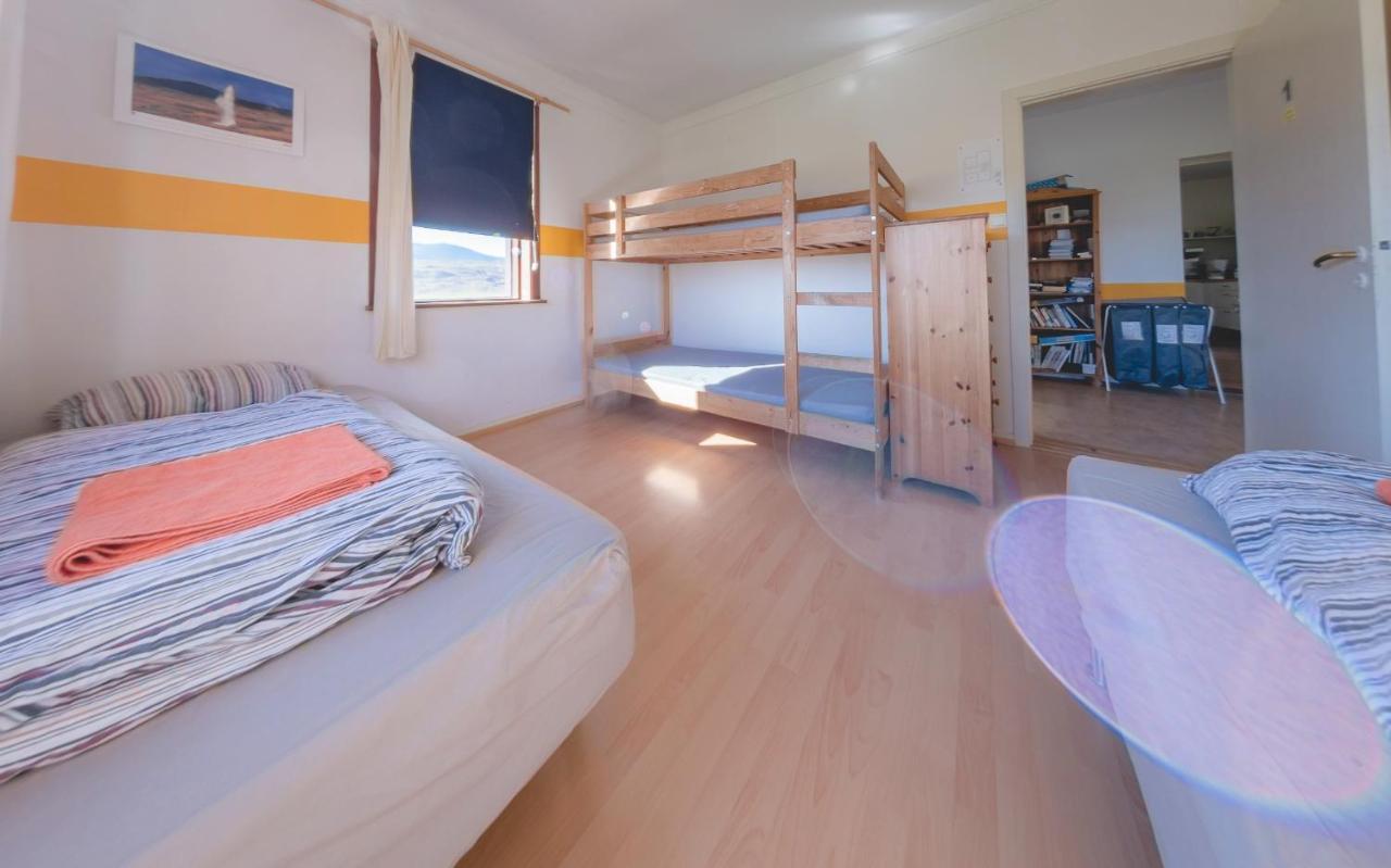 בלונדואוס Hvammur 2 Guesthouse מראה חיצוני תמונה