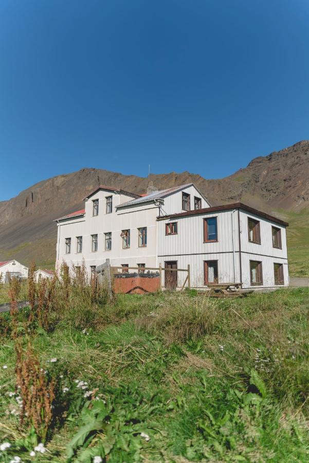 בלונדואוס Hvammur 2 Guesthouse מראה חיצוני תמונה